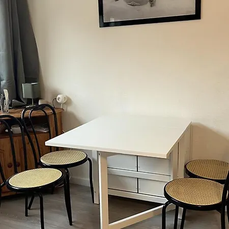 3 Personnes En Station Avec Parking Couvert - Fr-1-787-115 Laveissière