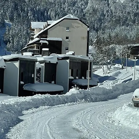 3 Personnes En Station Avec Parking Couvert - Fr-1-787-115 Apartment